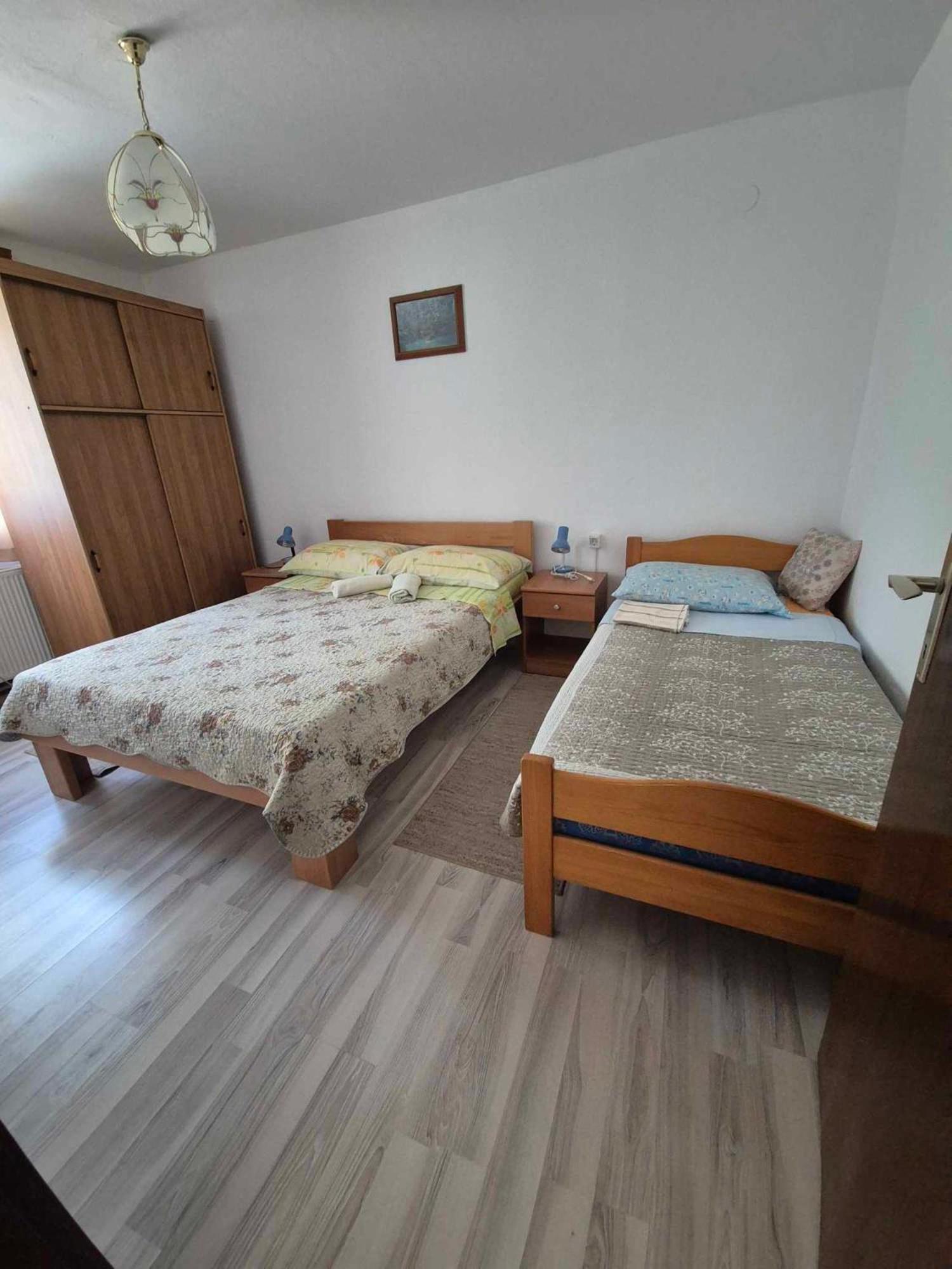 Guesthouse Milka Poljanak Eksteriør billede